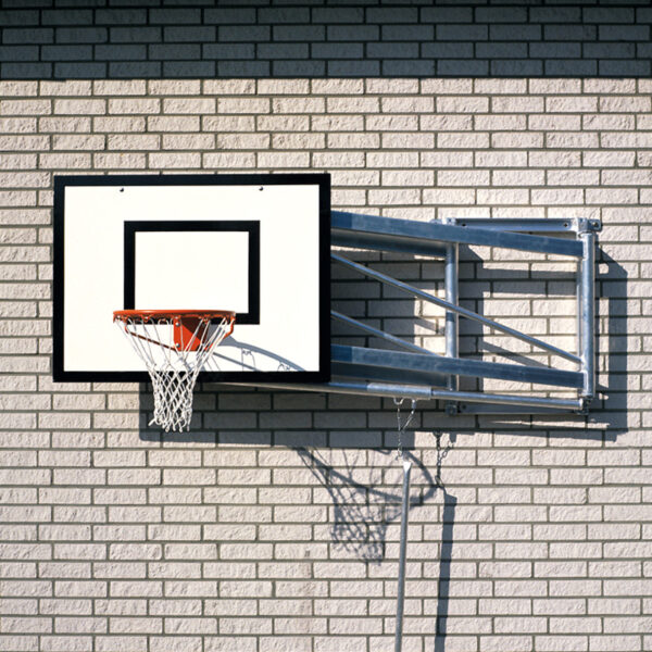 Installation de basketball murale