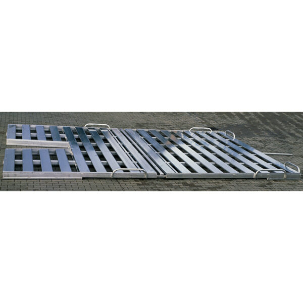 Caillebotis alu