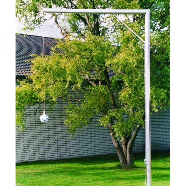 Potence avec ballon pour jeu de tête