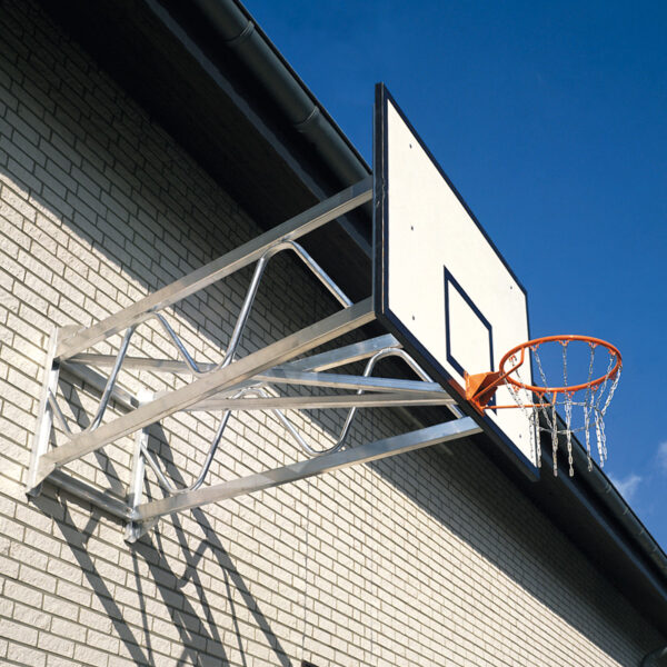 Installation de basketball murale